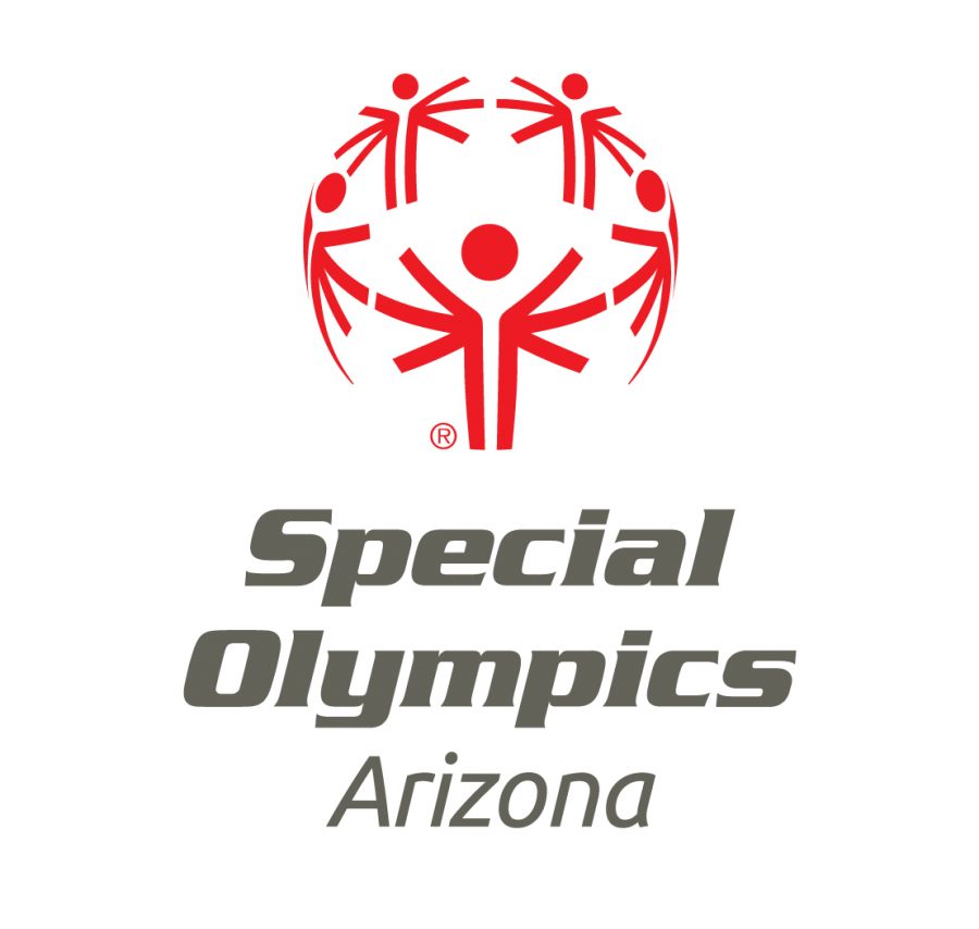 Swim and Dive Volunteers at Arizona’s Special Olympics